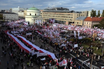 Поляки протестуют против образовательной реформы