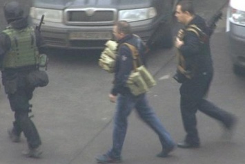 Опубликованы фотографии снайперов, расстреливавших активистов Майдана