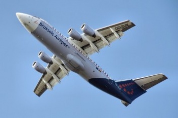 Бельгийский рекорд: Brussels Airlines сняла с рейса 41 пьяного пассажира