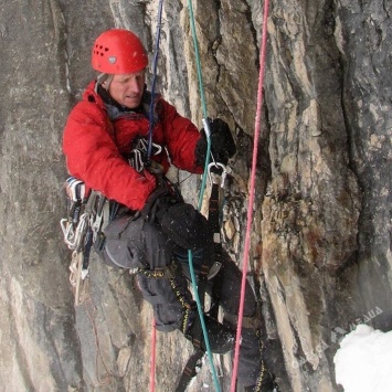 Одесский альпинист получил травму в Гималаях на высоте почти 7 тысяч метров