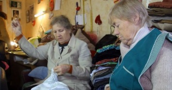 В Житомире пенсионерки сформировали батальон (Видео)
