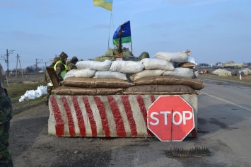 На запорожском блокпосту задержали вооруженного до зубов военного