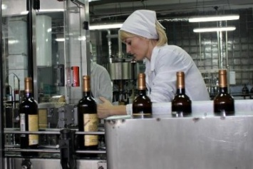 Первое в истории России вино с «пропиской» сошло с конвейера «Массандры»