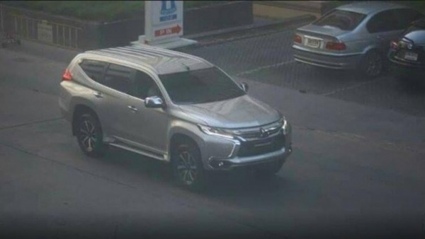 В Сеть попали фото нового Mitsubishi Pajero Sport