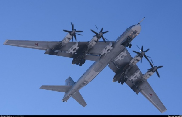 Обнаружены пять членов экипажа разбившегося под Хабаровском Ту-95МС