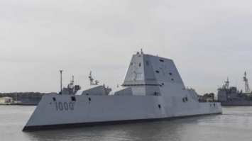 Сверхсовременный эсминец ВМС США Zumwalt сломался в Панамском канале