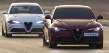 Гонщик на Alfa Romeo вслепую проехал круг Сильверстоуна