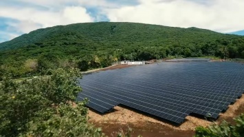 Остров Тау в Тихом океане полностью переведен на снабжение от солнечных батарей: Видео