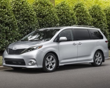 Toyota отзывает 744 тысячи автомобилей Sienna в США