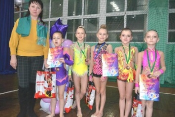 Павлоградские гимнастки заняли 10 призовых мест в Мелитополе