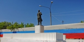 Глава челябинского поселка, избивший школьников из-за памятника Ленина, избежит наказания