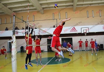 Бердянские волейболисты приняли участие в областных соревнованиях