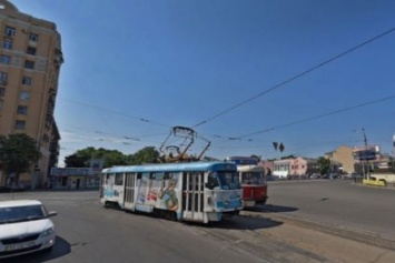 На Полтавском Шляхе будет затруднено движение транспорта