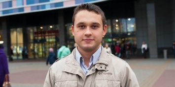 Самый молодой депутат Заксобрания Петербурга отвечает на вопросы граждан одной и той же фразой