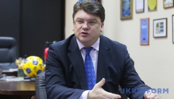 Жданов представил законопроект "О молодежи"