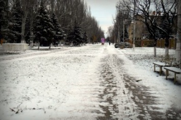 Последний день осени в Славянске выдался снежным