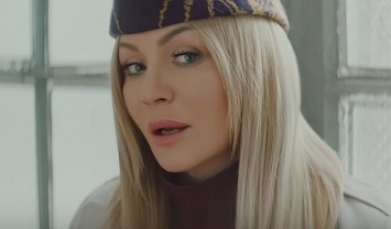 Ирина Билык представила новый клип о любви на расстоянии
