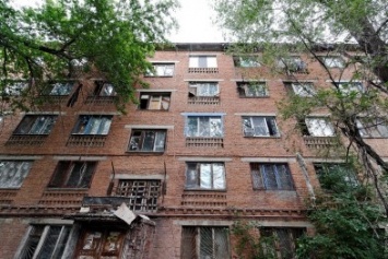 Севастопольское правительство создало комиссию для проверки законности проживания 14 тысяч горожан в общежитиях