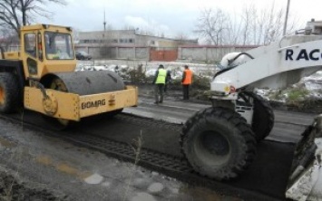 В Николаеве спешно ремонтируют дороги по увтержденному маршруту для грузовиков