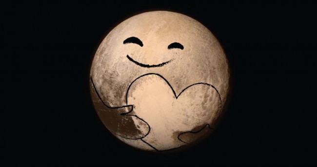 Зонд "Новые горизонты" открыл ледяные равнины на "сердце" Плутона