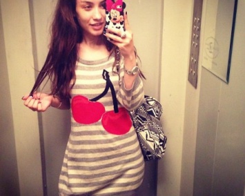 Виктория Дайнеко выложила снимок в Instagram без нижнего белья
