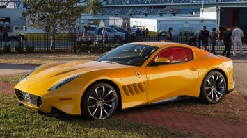 Ferrari представила эксклюзивный суперкар