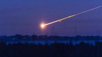 Над Хакасией пролетел метеорит: сибирское небо "горело" ярким светом (Видео)