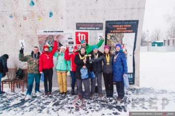 Одесситка выиграла «бронзу» чемпионата Харькова по ледолазанию