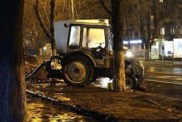 Жители центра Мариуполя весь день просидели без воды(Фотофакт)