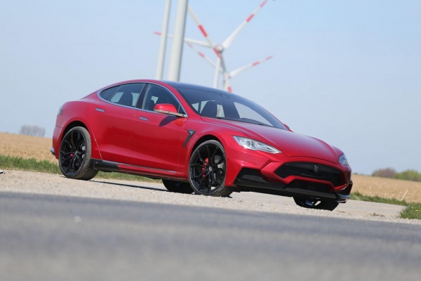 Tesla Model S получила спринт-режим