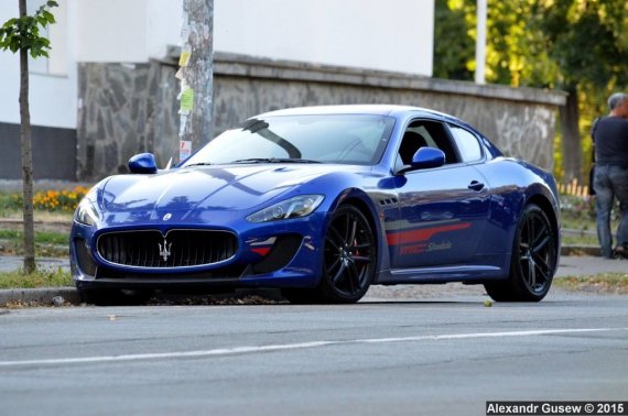 В Киеве полиция устроила погоню за Maserati (ФОТО)