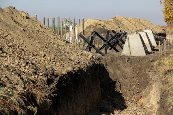 Харьковские власти заявили о готовности строить «стену» на границе с РФ