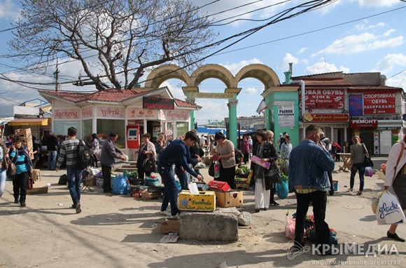 Власти Симферополя – предпринимателям: Торговать можно только в границах Центрального рынка