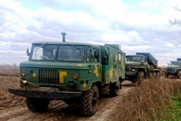 В Херсонской области артиллерийские подразделения провели тренировочный марш