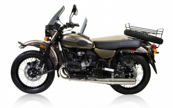 Урал Амбассадор: бронзовый мотоцикл с водкой, сардиной и жвачкой в комплекте