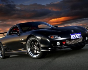 Эксклюзивная Mazda RX-7 с двигателем Corvette выставлена на продажу