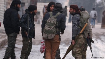 Эвакуация повстанцев и мирных жителей из восточного Алеппо задерживается