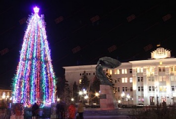 В Бердянске готовятся к празднованию Нового года