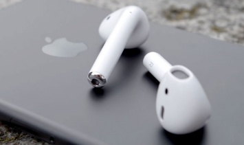 Наушники AirPods: первые обзоры и впечатления [видео]