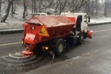 Как очищают улицы Краматорска от снега и льда?