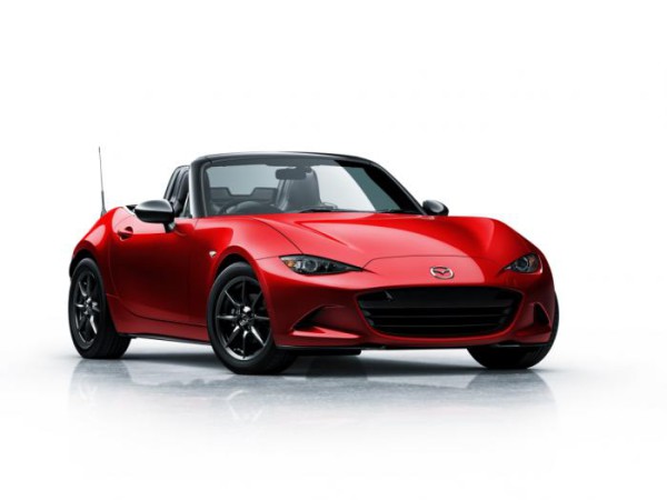 Первая 2016 Mazda MX-5 Launch Edition была продана за 50 тыс долларов