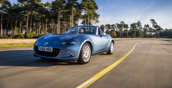 Родстер Mazda MX-5 получил «арктическую» версию