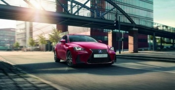 В Великобритании начат прием заказов на обновленный Lexus IS