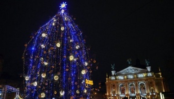 Во Львове официально начался цикл новогодних и Рождественских празднований