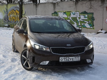 KIA Cerato: не в бровь, а в ГЛОНАСС