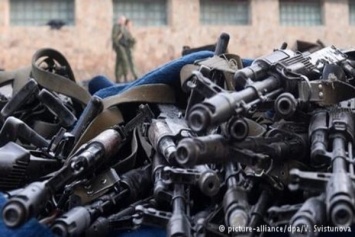 Нелегальная торговля оружием и боеприпасами на Украине достигла масштабов социальной катастрофы