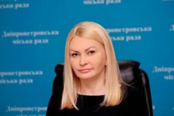 Заммэра Днепра Светлана Епифанцева похвасталась советским удостоверением повара (ФОТО)