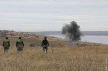 В Одесской области проходят учения полицейских взрывотехников