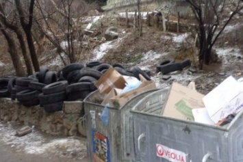 За прошедшую неделю «Альтфатер Крым» вывез 4 тонны использованных автомобильных покрышек