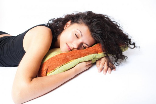 Нарушение сна повышает риск развития рака и ведет к лишнему весу